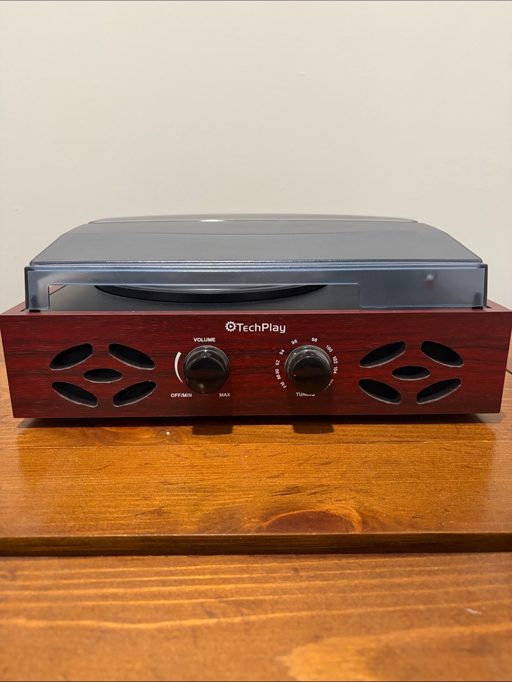 TechPlay 3-Speed All-In-One Record Player Antique Wood Finish